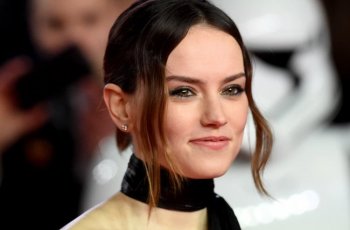 Daisy Ridley Alami Sindrom Ovarium Polikistik, Sindrom Apa Itu?