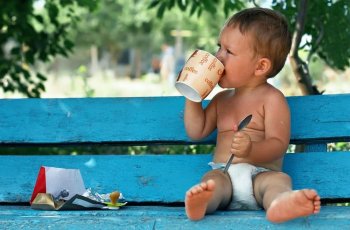 Bolehkan Anak Minum Kopi? Ini Penjelasan Ahli
