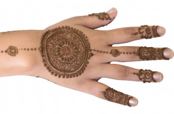 Pakai Henna Art, Aman Tidak sih?