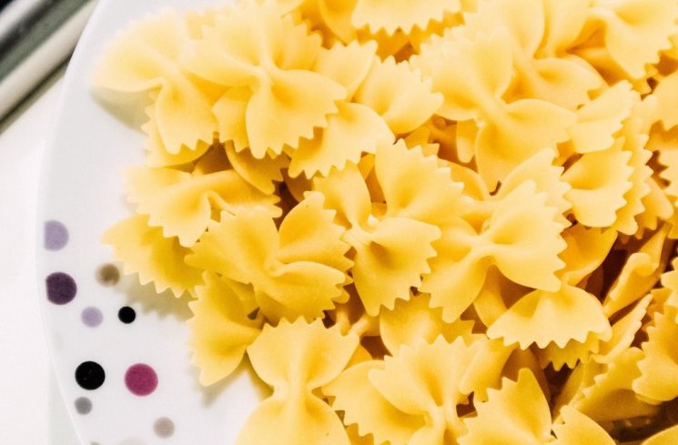Ilustrasi makanan berwarna kuning (pexels)