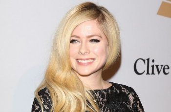 Lyme Disease, Penyakit yang Diderita Avril Lavigne