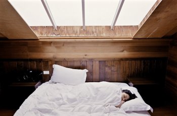 Sulit Tidur di Malam Hari? Coba Siasati dengan Cara Ini