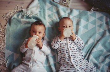 Perlu Tahu, Anak Kembar Identik Tak Selalu Punya Genetik yang Sama