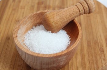 5 Tanda Kebanyakan Mengonsumsi Garam, Salah Satunya Selalu Merasa Haus