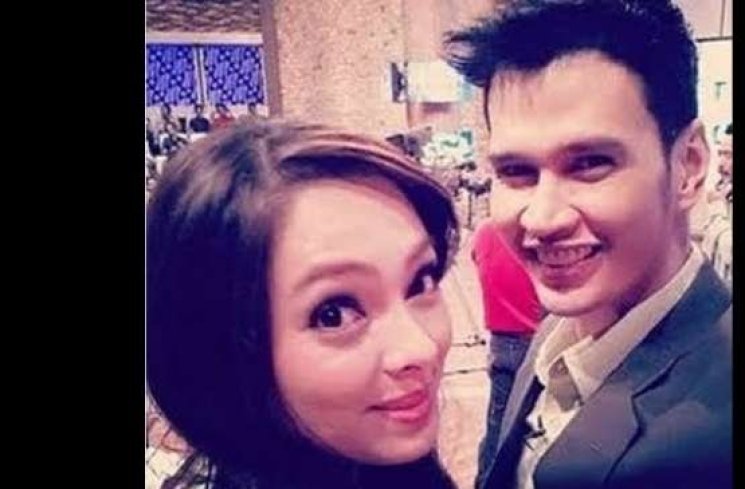 Dokter Ryan bersama dokter Reisa Broto Asmoro. (Suara.com)