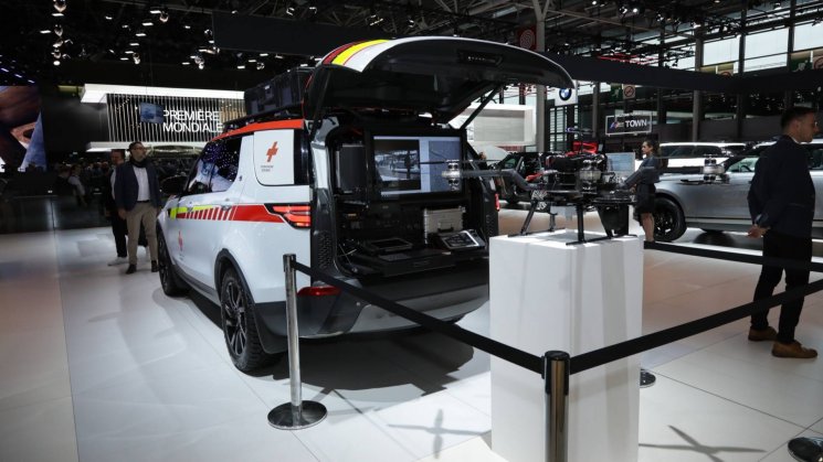 Mobil ambulans. (motor1.com)