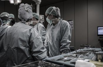 Tragis! Dokter Mabuk Saat Operasi Caesar, Ibu dan Anaknya Tewas