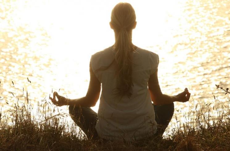 Ilustrasi meditasi. (pixabay)