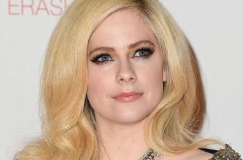 Penyakit Lyme, Kondisi yang Dialami Penyanyi Avril Lavigne