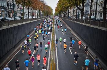 Ramai Tagar TNI International Marathon, Apa Sih Manfaat Maraton?