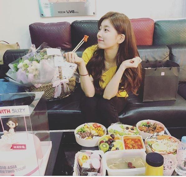 Menu makan ala Suzy Bae. (Instagram/skuukzky)