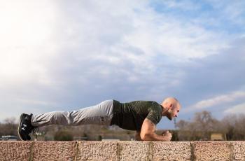 Terlihat Mudah, Banyak Orang Masih Salah Melakukan Plank