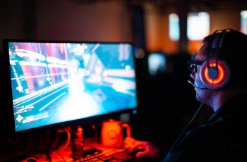 Main Video Game Berlebihan Bisa Jadi Masalah Kesehatan Mental
