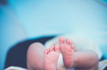 Kejam! Orang Tua Potong Lidah Bayi Berusia 14 Bulan