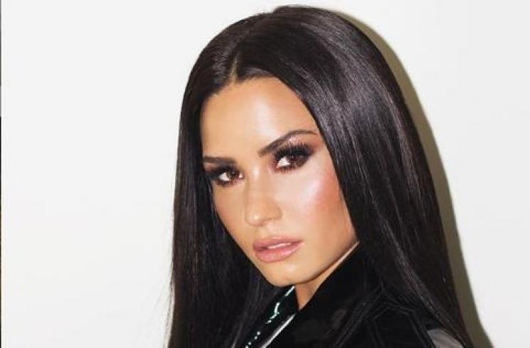 Demi Lovato rayakan 6 bulan bebas dari pengaruh obat-obatan. (Instagram/ddlovato)