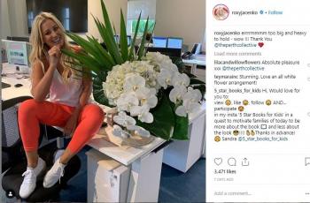 Unik! Wanita Ini Pakai Lem Bulu Mata untuk Rekatkan Gigi yang Patah