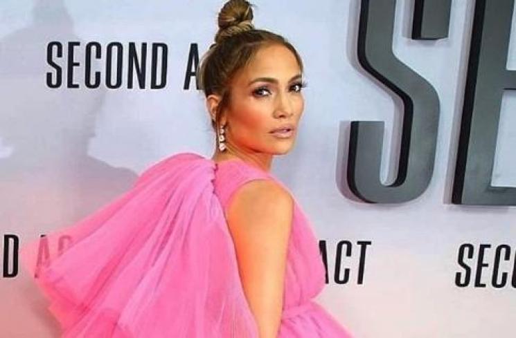 Jennifer Lopez lakukan tantangan 10 hari tanpa gula dan karbohidrat. (Instagram/jlo)