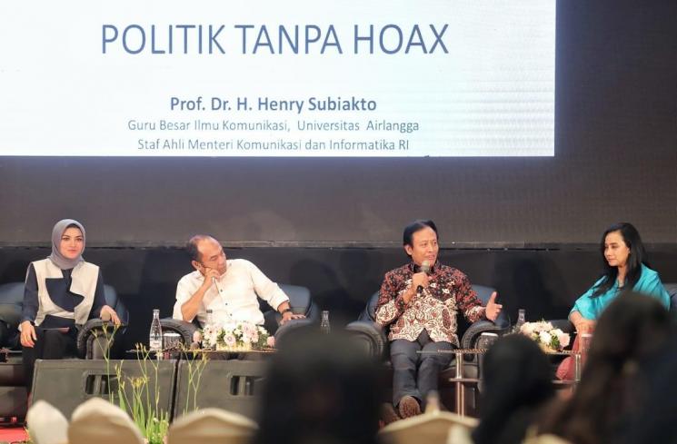 Talkshow Politik "Tanpa Hoax" dan peluncuran 5 Suara Regional di Golden Ballroom Hotel Sultan Jakarta, Jumat (29/3/2019). (suara.com)