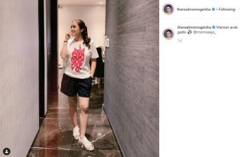Belum Seminggu Melahirkan, Momo Geisha Sudah Pamer Tubuh Langsing