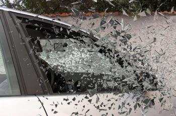 Wanita Ini Mengaku Hidupnya Terselamatkan Kecelakaan Mobil