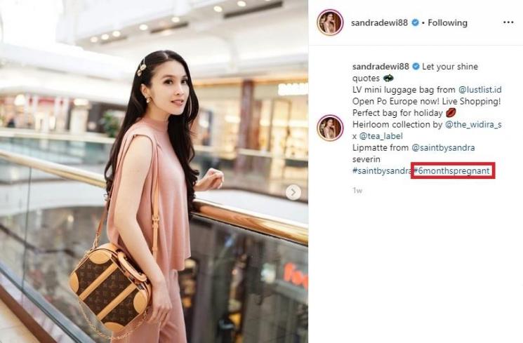 Sandra Dewi hamil anak kedua tapi perutnya masih terlihat ramping (Instagram/@sandradewi88)