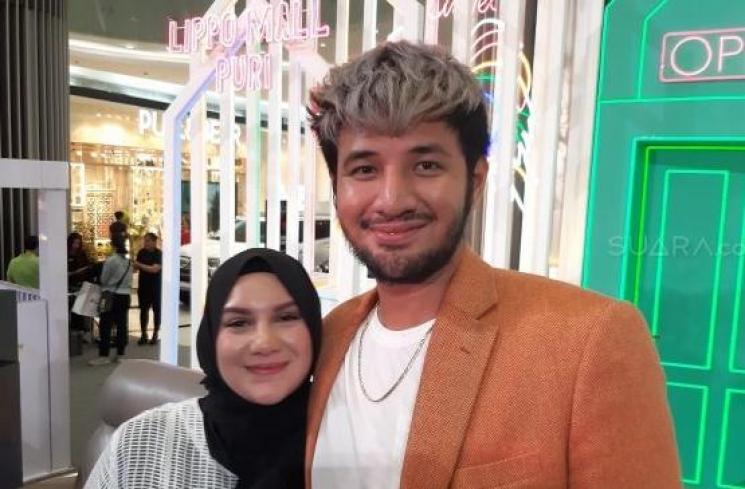 Irish Bella dan Ammar Zoni (Suara.com/Sumarni)