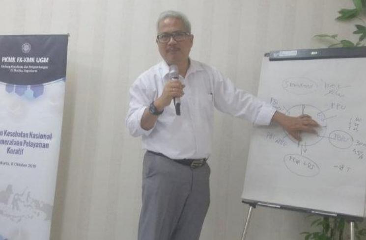 Ketua Departemen Kebijakan dan Manajemen Kesehatan Fakultas Kedokteran, Kesehatan Masyarakat dan Keperawatan (FK-KMK) UGM Prof. Laksono Trisnantoro dalam Workshop