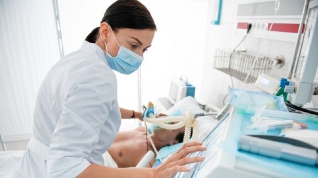 Medical ventilator yang sangat dibutuhkan para pasien Covid-19. [Shutterstock].