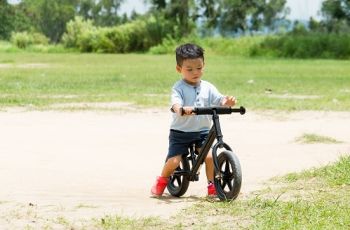 5 Olahraga Terbaik agar Anak Aktif, Bisa dengan Bersepeda